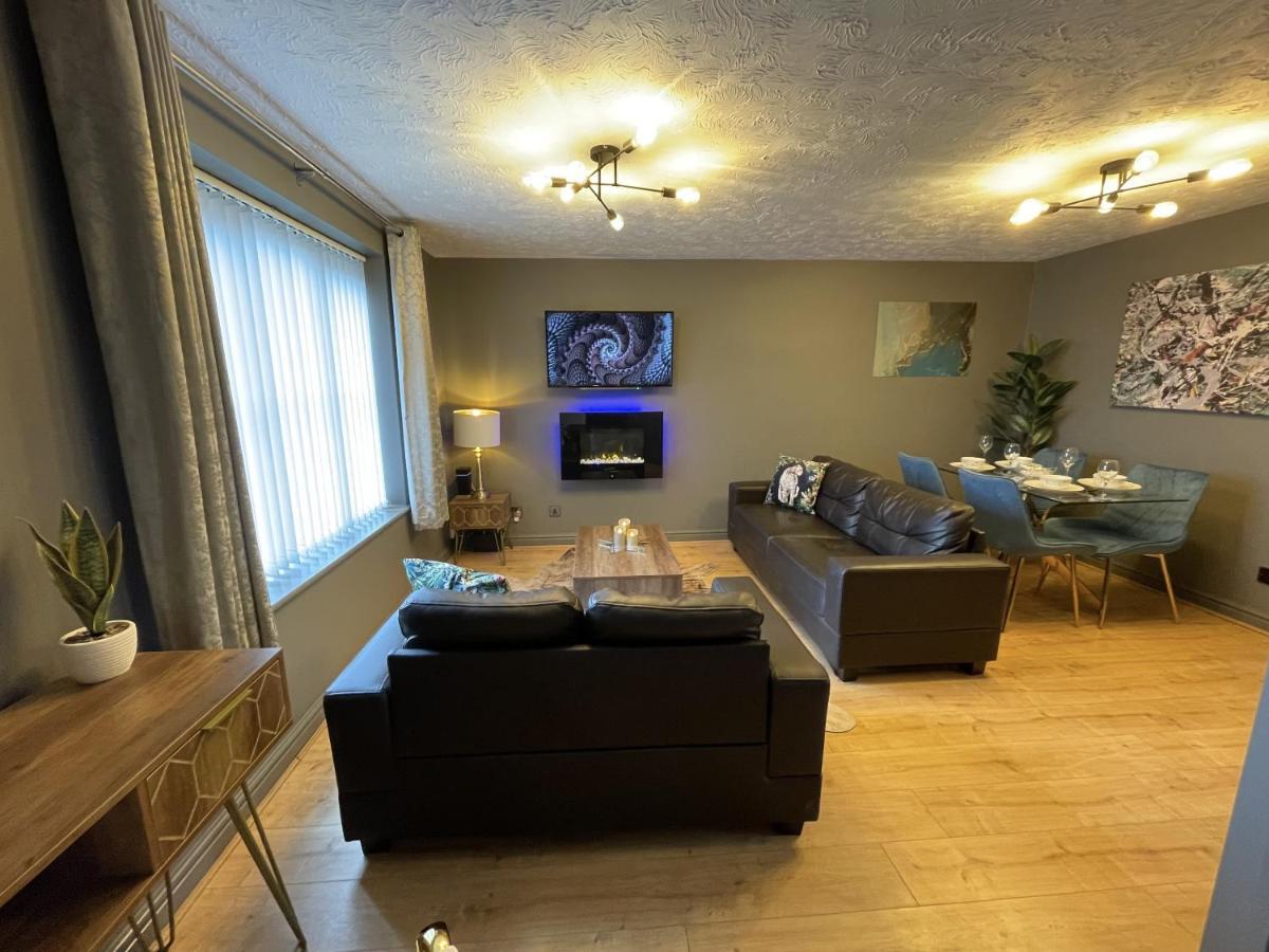 No24 - 2-Bed Boutique Apartment - Hosted By Hutch Lifestyle 레밍톤 외부 사진