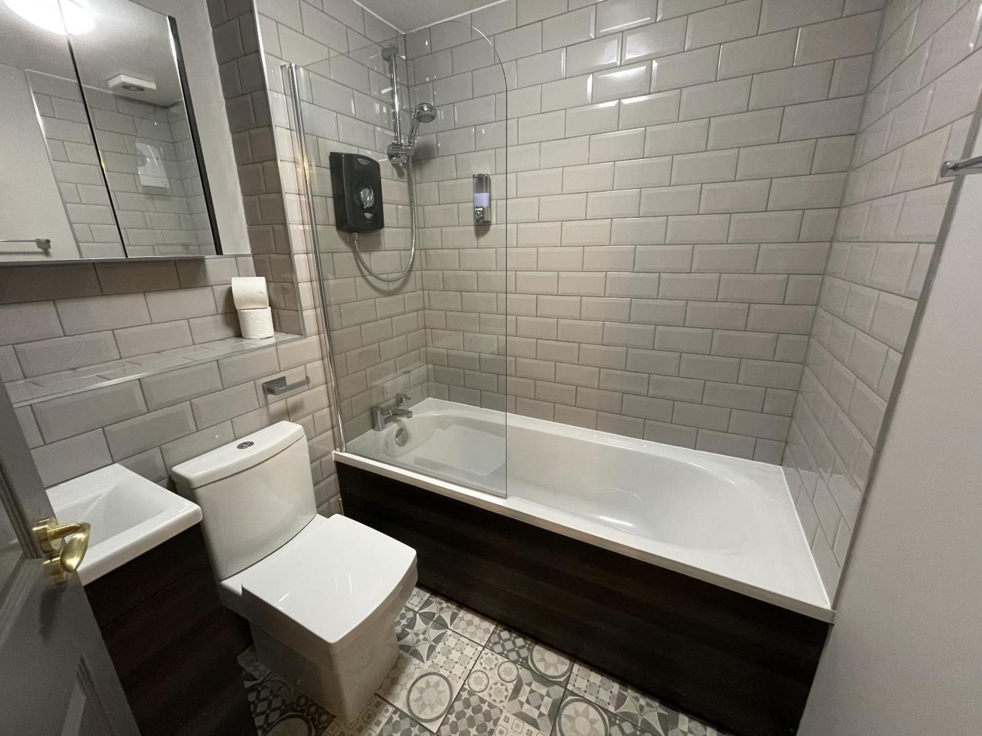 No24 - 2-Bed Boutique Apartment - Hosted By Hutch Lifestyle 레밍톤 외부 사진